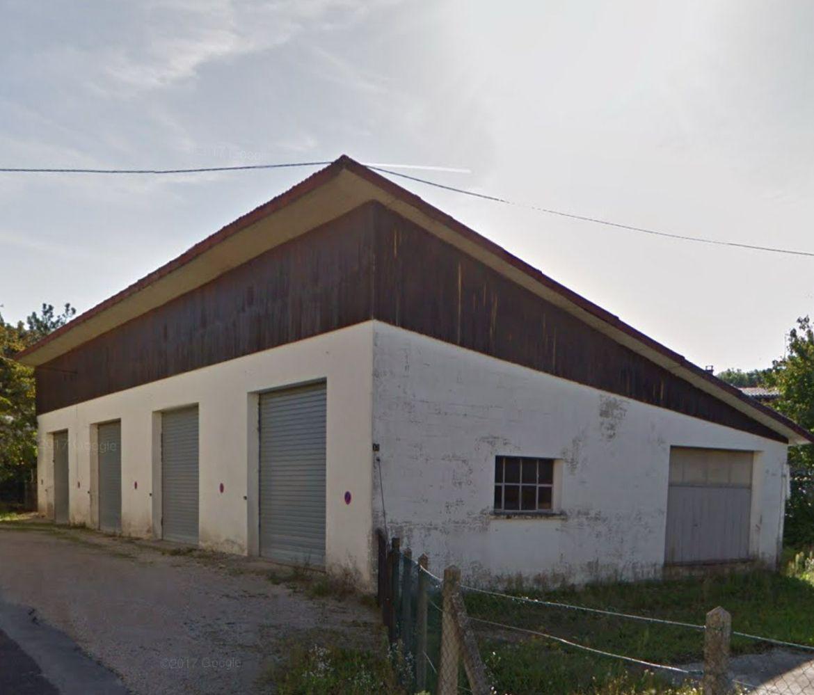 Façade avant ravalement à Lons-le-Saunier